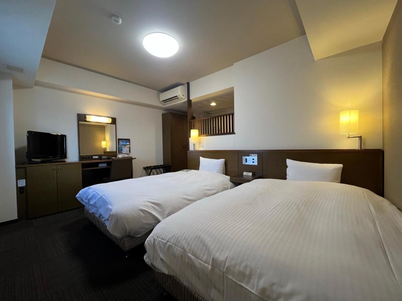 Hotel Route-Inn Niigata Nishi Inter Exterior foto